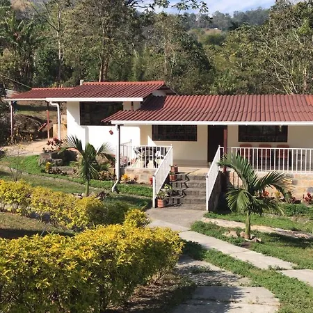 Finca Villa Elenita Sasaima Exterior photo